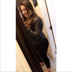 Meet your Posher, Mishell